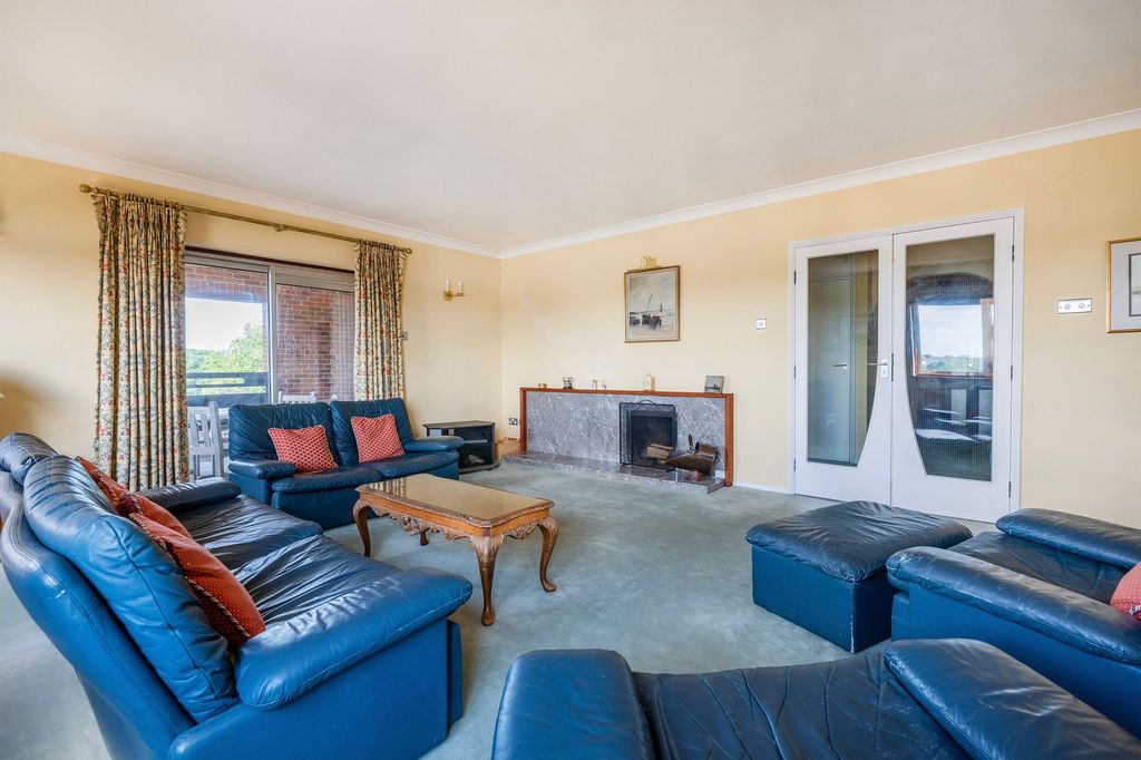 Additional image 2 of 3 bed flat for saleMaltsters Way, Oulton Broad NR32