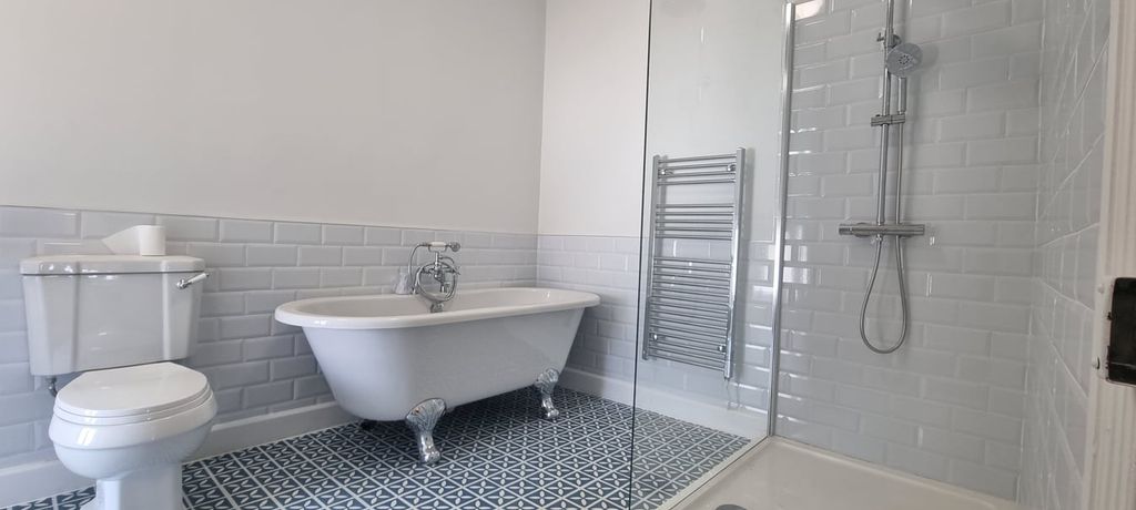 Additional image 5 of 3 bed flat for saleNinfield Road, Bexhill-On-Sea TN39