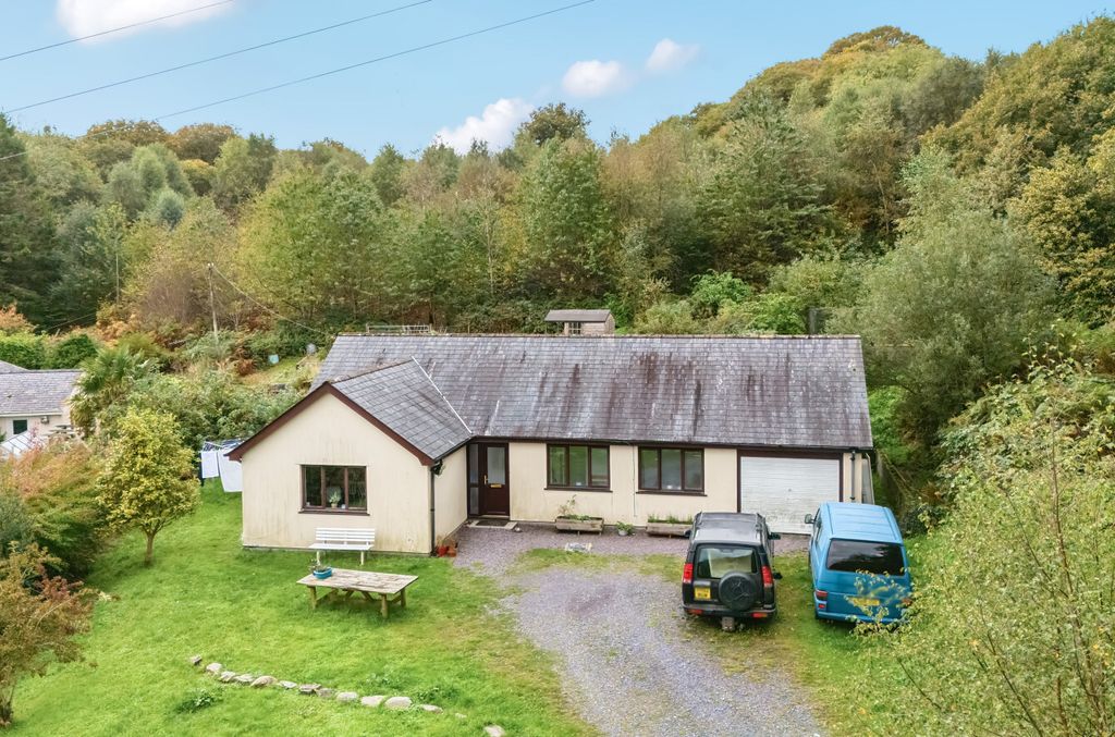 4 bed detached house for saleAberdovey, Gwynedd LL35
