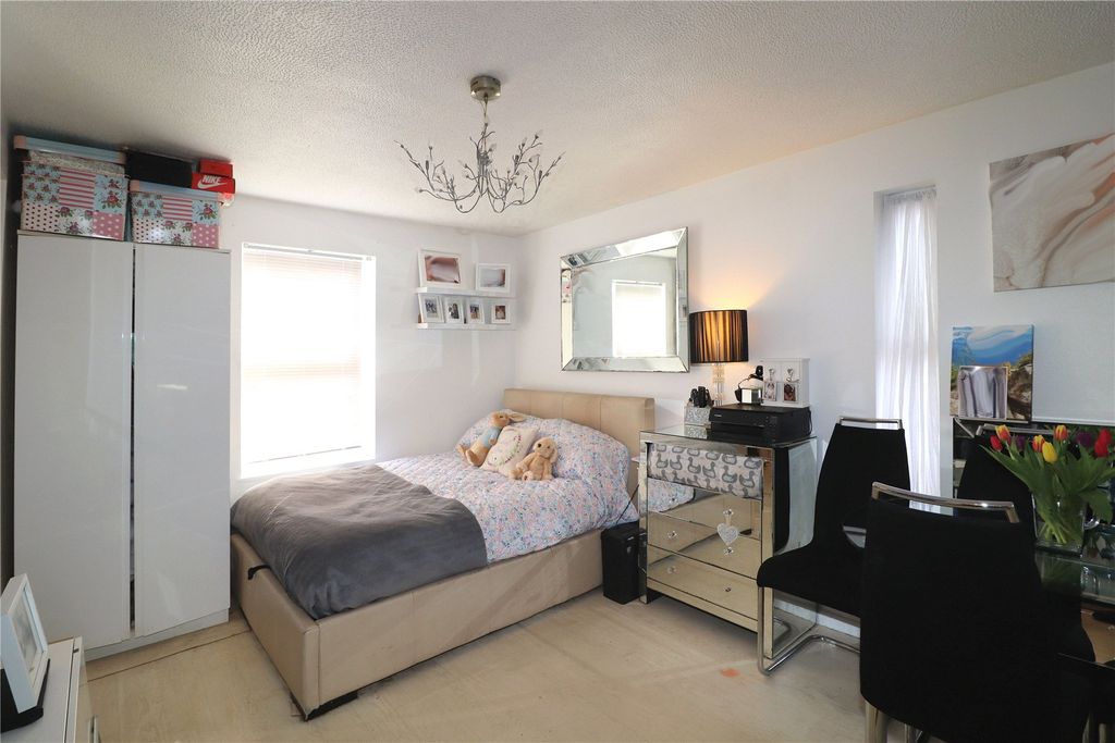 Additional image 3 of Studio for saleWoking, Surrey GU21