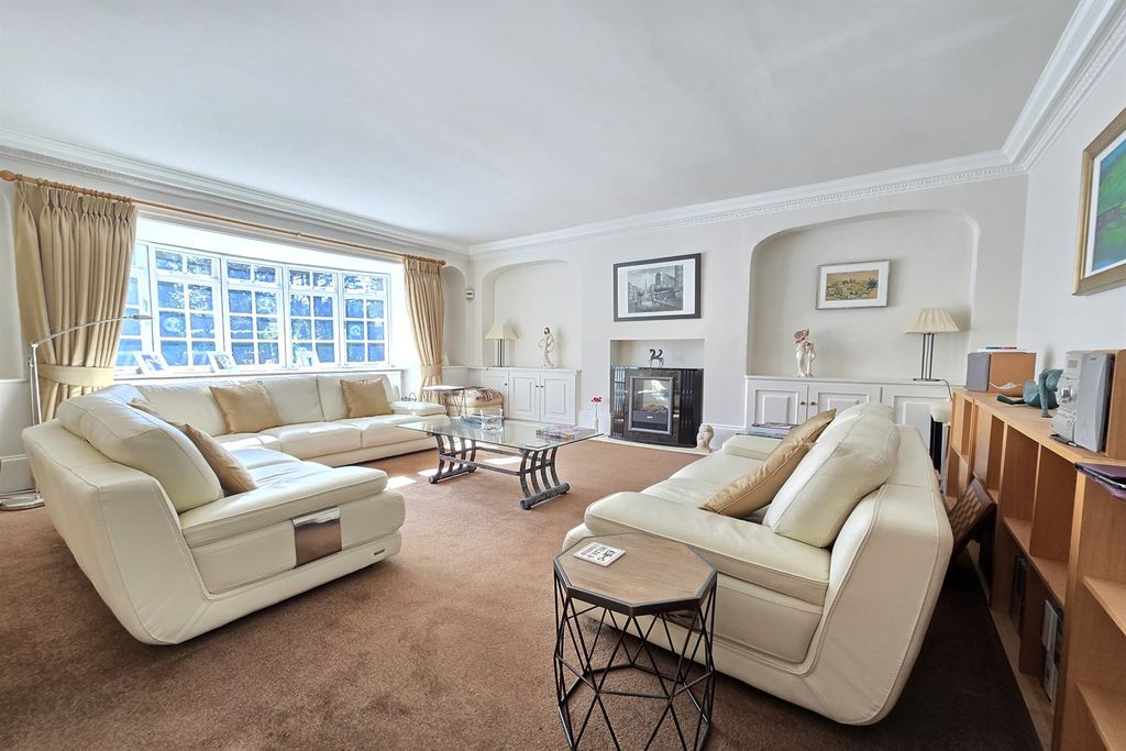 Additional image 2 of 4 bed town house for saleNorwood Park, Booth Road, Altrincham WA14