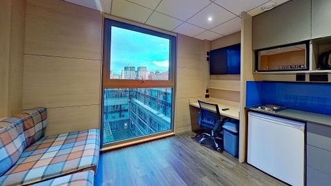 Regent Street, Leeds LS2, Studio to rent