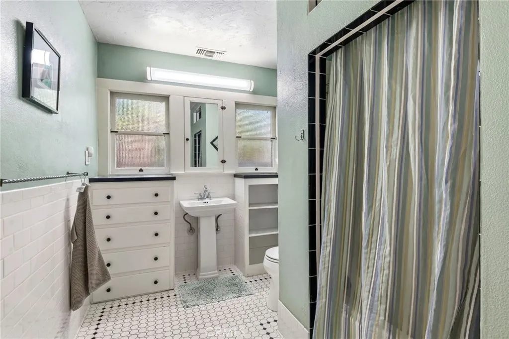 Additional image 33 of 231 Lincoln Avenue, Pomona, CA 91767