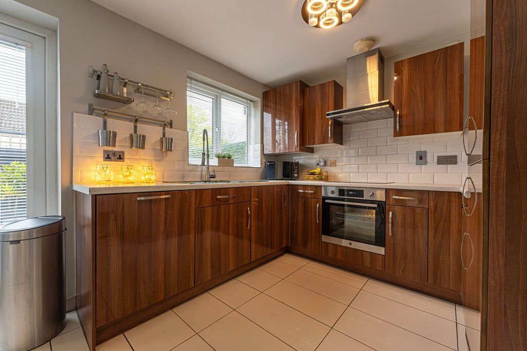 Additional image 5 of 3 bed semi-detached house for saleCefn Adda Close, Newport NP20