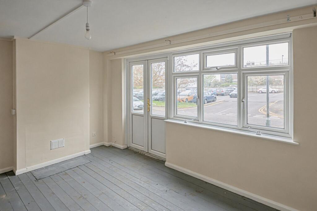 Additional image 8 of 61 Wellington Flats, Salthouse Lane, Yeovil, Somerset, BA20 1TY