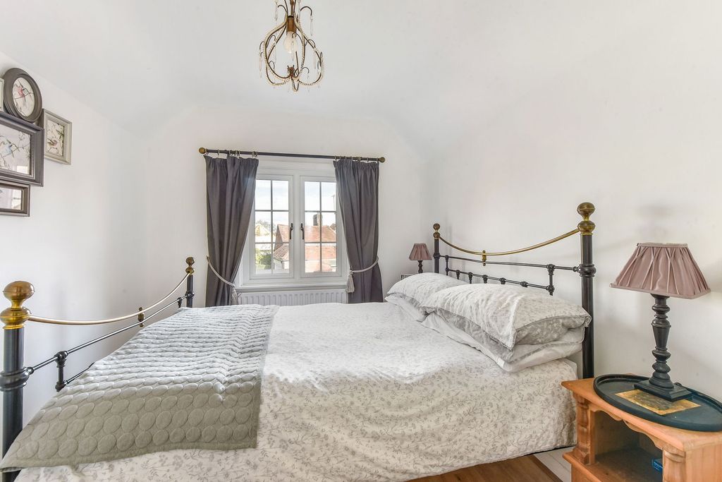 Additional image 8 of 2 bed end terrace house for saleHomelea, Pound Hill, Alresford SO24