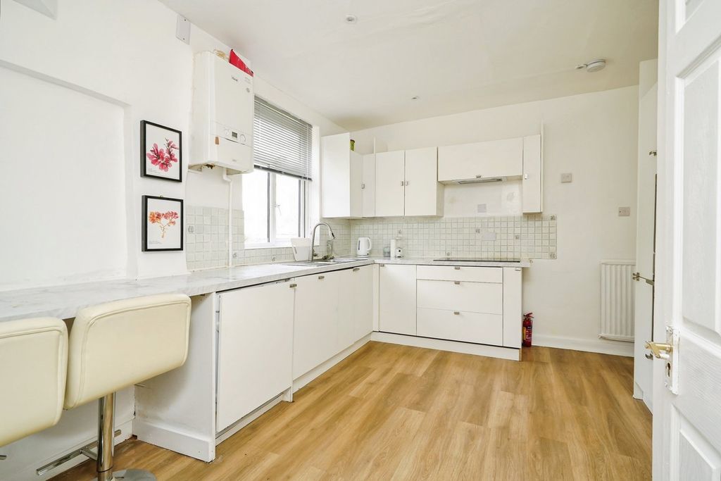 Additional image 4 of 6 bed detached house for saleBroughton Road, Banbury OX16