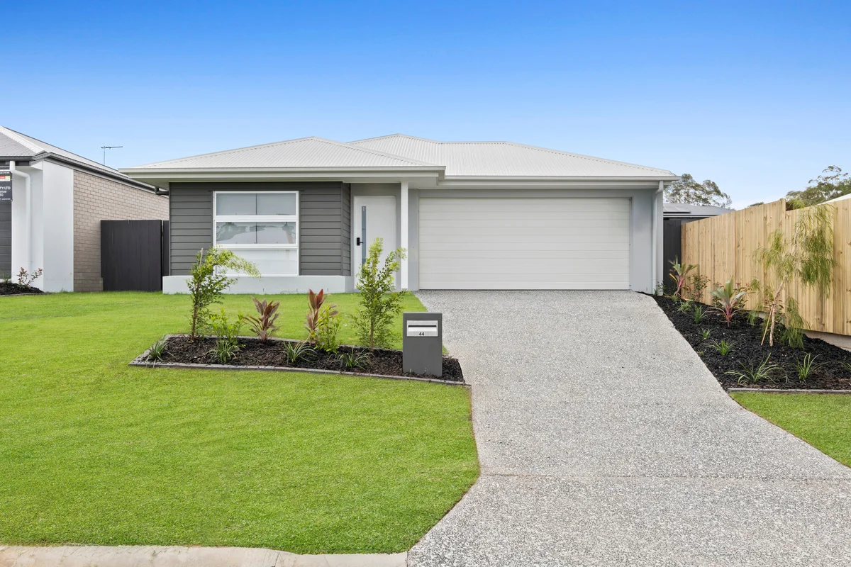 Additional image 3 of 2/44 Hewing Place, Park Ridge QLD 4125