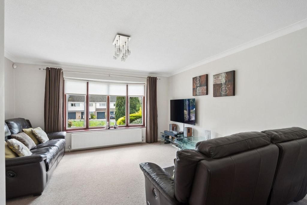 Additional image 5 of 4 bed link detached house for saleLower Tail, Carpenders Park, Watford WD19