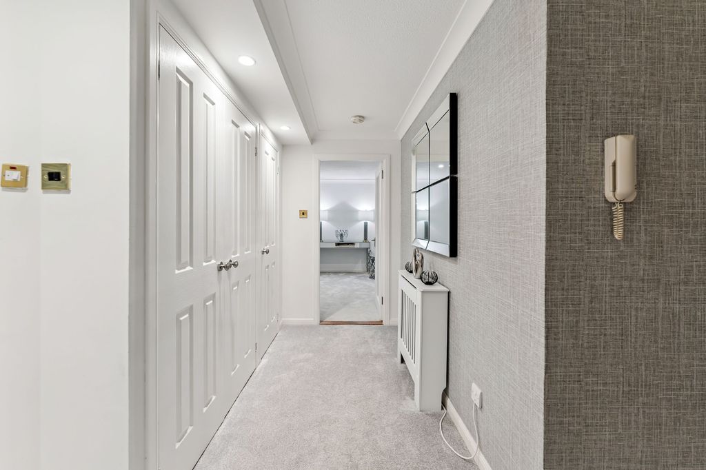 Additional image 16 of 2 bed flat for saleBallagan Place, Milngavie G62