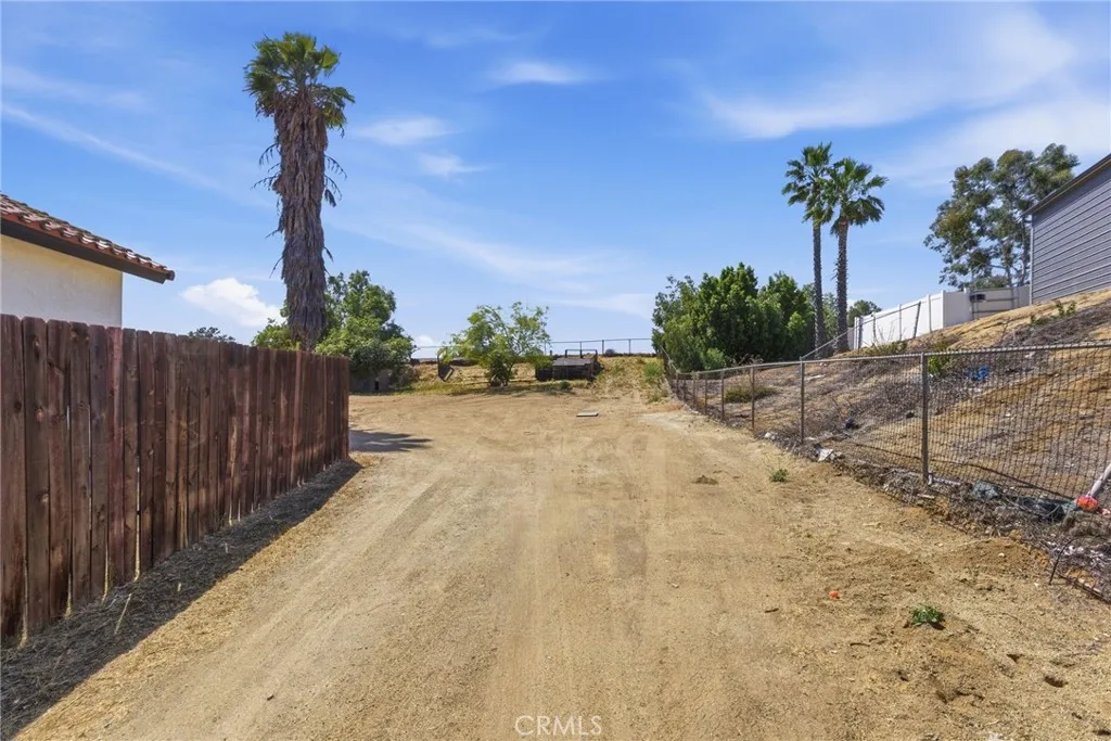 Additional image 40 of 18085 Golden Leaf Lane, Riverside, CA 92504