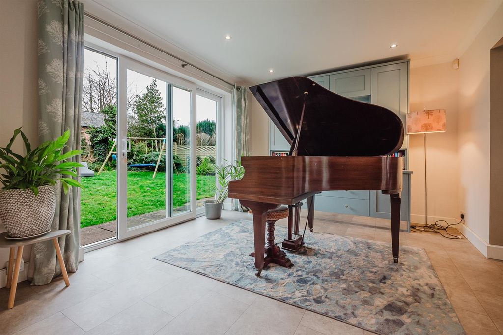 Additional image 10 of 5 bed detached house for saleNormanby Chase, Altrincham WA14