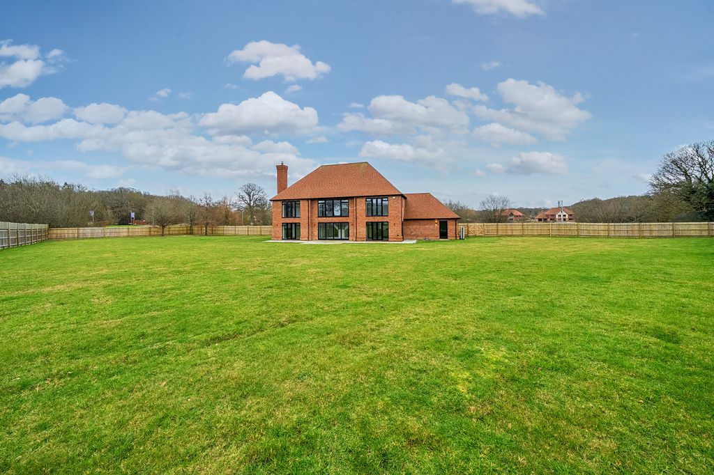 Additional image 40 of 5 bed detached house for saleBears Green, Bears Lane, Great Chart, Ashford, Kent TN23