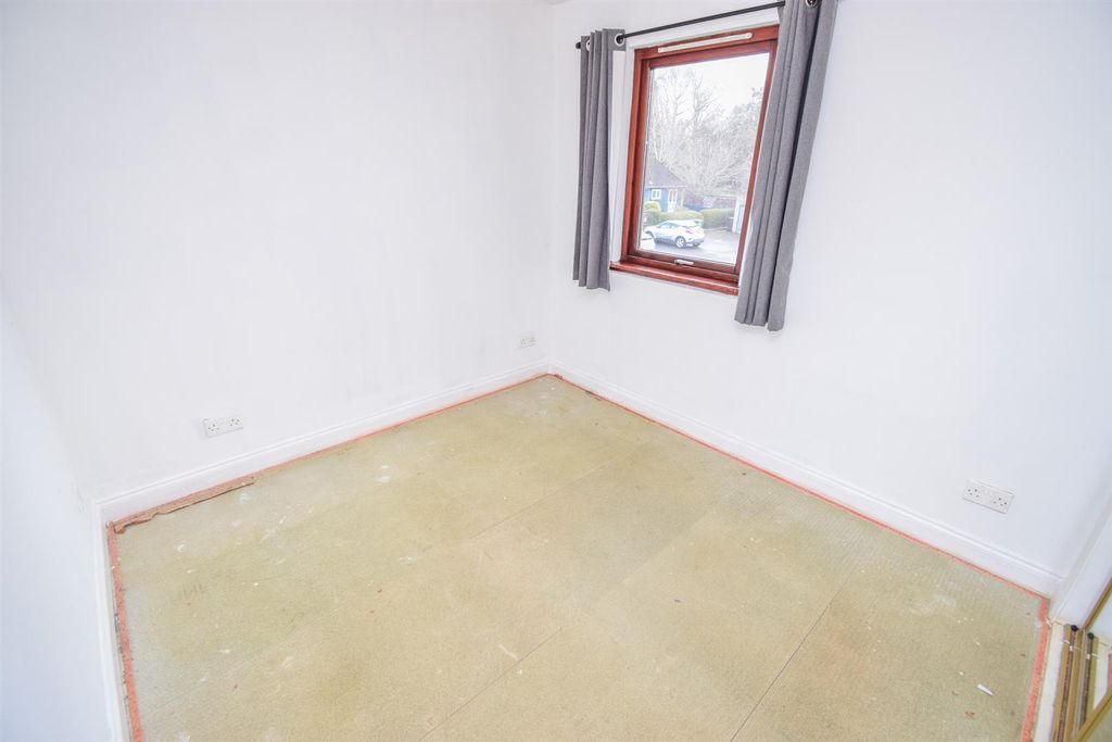 Additional image 11 of 2 bed flat for sale17 Springfield Gardens, Inverness IV3