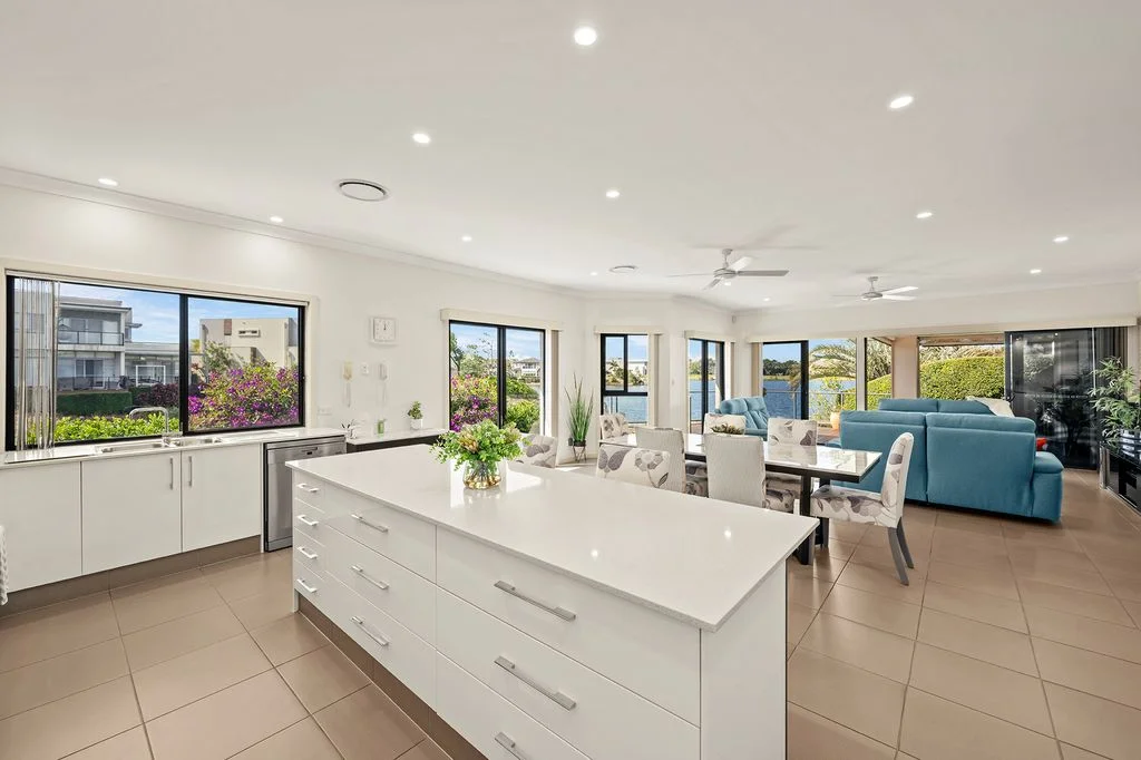 Additional image 11 of 6073 Lugano Dr, Hope Island QLD 4212