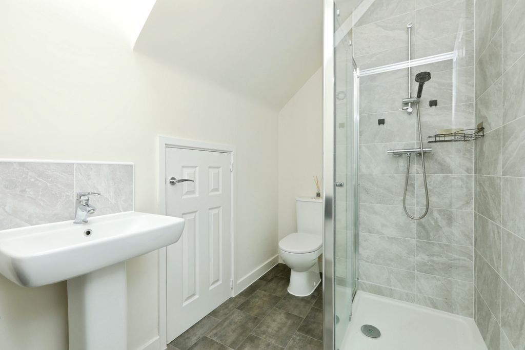 Additional image 13 of 3 bed semi-detached house for saleSandpiper Drive, Doncaster DN4
