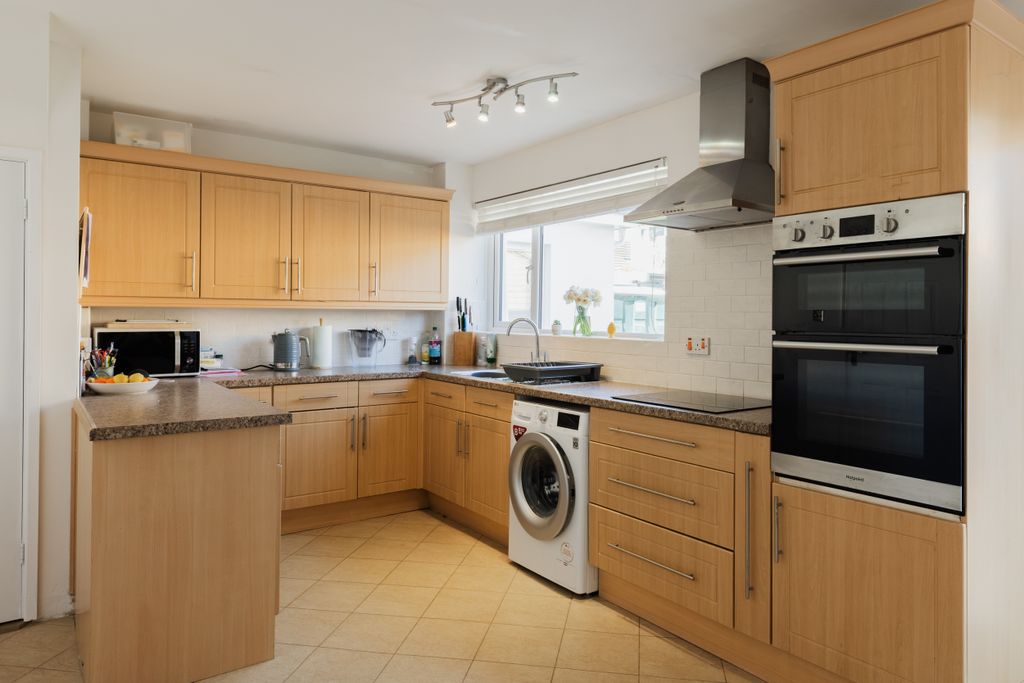 Additional image 10 of 4 bed semi-detached house for saleLa Pouquelaye, St. Helier, Jersey JE2