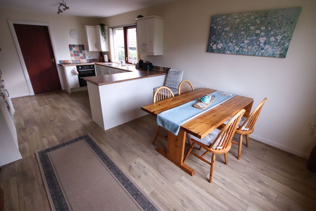 Additional image 4 of 3 bed detached bungalow for saleLand Street, Keith AB55