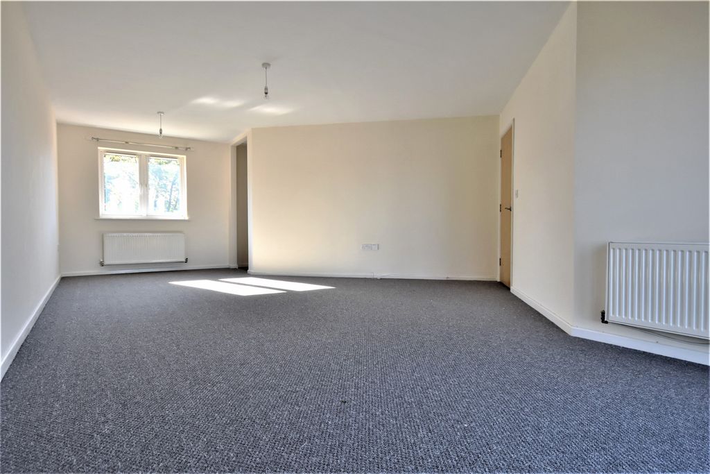 Additional image 3 of 2 bed flat for saleKingswood Road, Nuneaton CV10