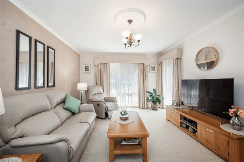 Additional image 4 of 61 Michelle Avenue, Lavington NSW 2641