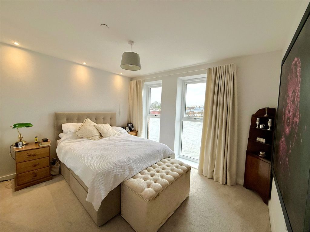 Additional image 8 of 2 bed flat for saleTaw Wharf, Sticklepath, Barnstaple, Devon EX31