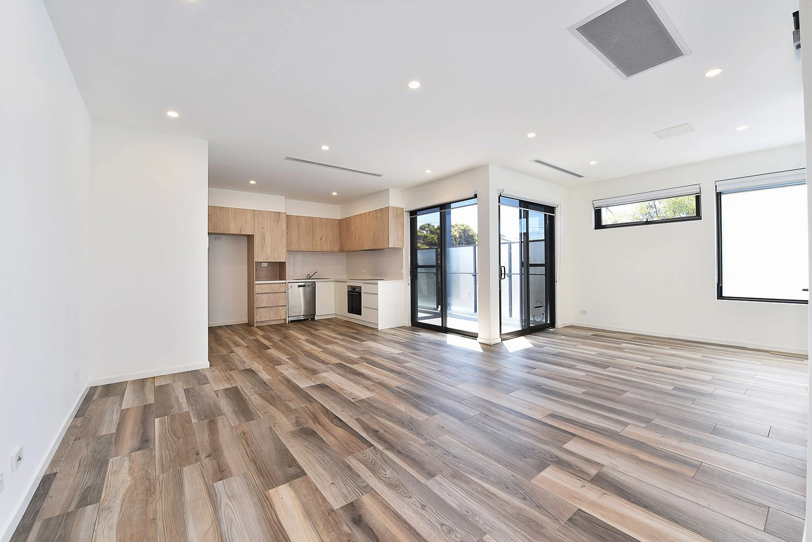 Additional image 2 of 202/176 Holmes Road, Moonee Ponds VIC 3039