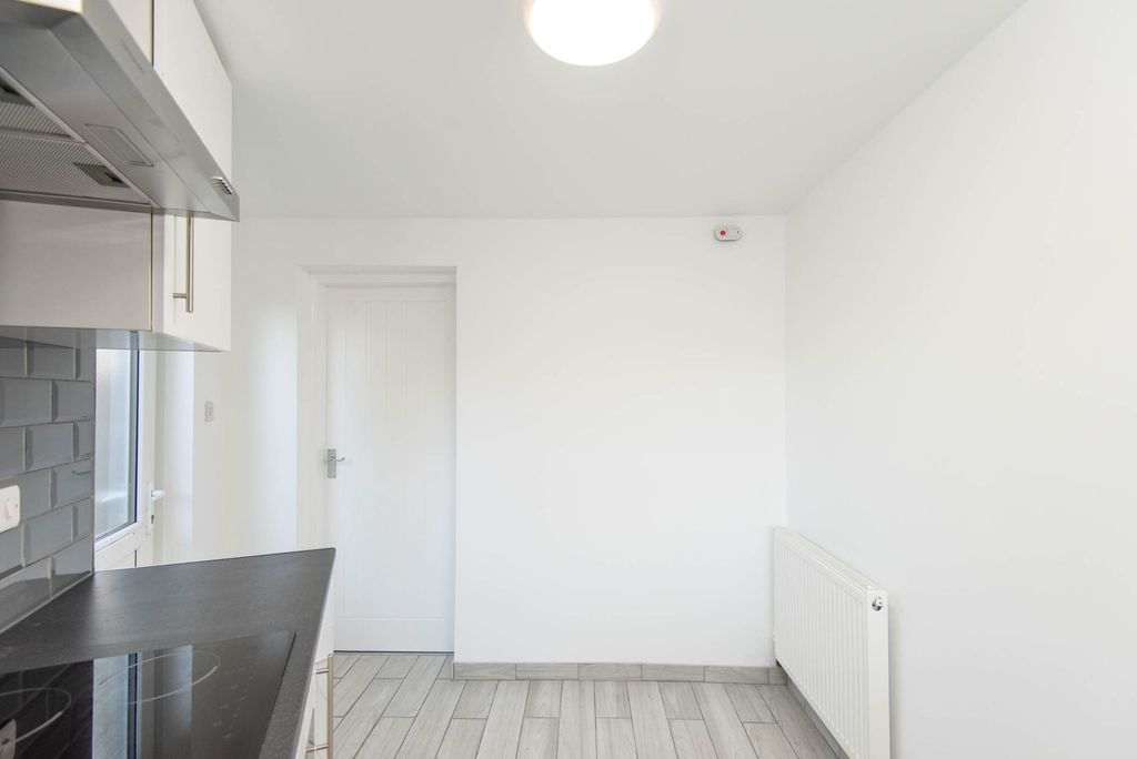 Additional image 9 of 2 bed flat for saleSt. Johns Road, Chesterfield S41