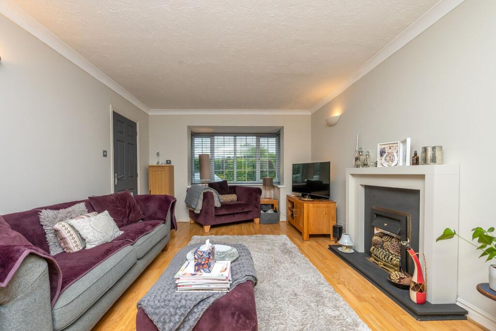 Additional image 3 of Kiln Close, Studley, B80