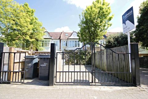 Ashurst Gardens, Tulse Hill, Tulse Hill SW2
