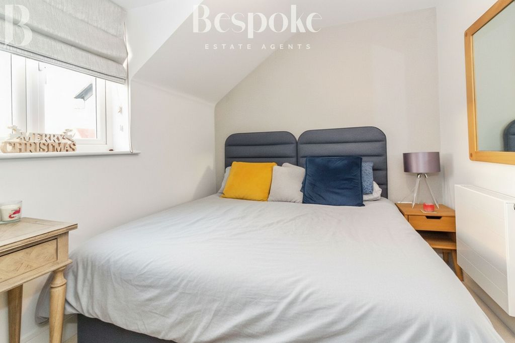 Additional image 19 of 4 bed terraced house for saleSunapee Road, Reading RG2