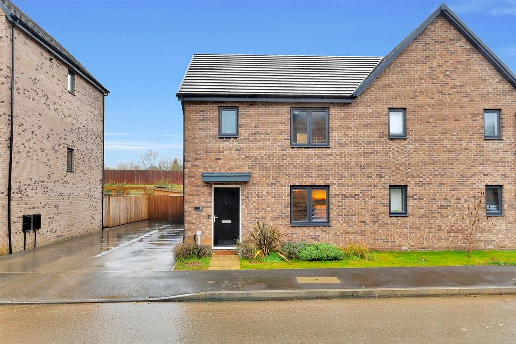 Additional image 26 of 3 bed semi-detached house for saleWoodyard Avenue, Chesterfield S41