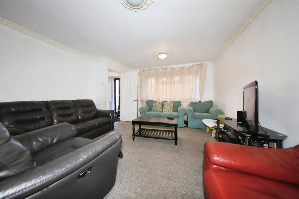 Additional image 6 of 4 bed detached house for saleBabors Field, Bilston, West Midlands WV14