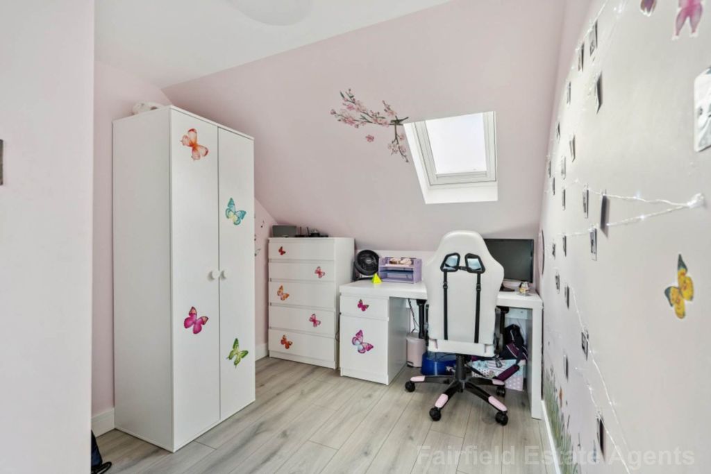Additional image 17 of 4 bed semi-detached bungalow for saleSt. Georges Drive, Carpenders Park, Watford WD19