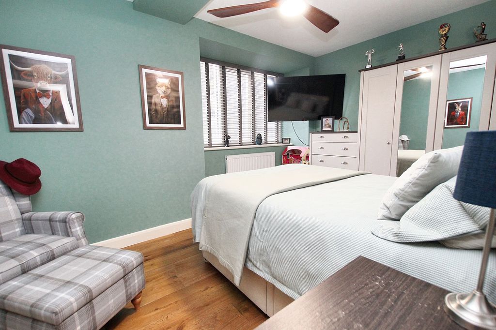 Additional image 3 of 2 bed flat for saleHollins Road, Walsden, Todmorden OL14