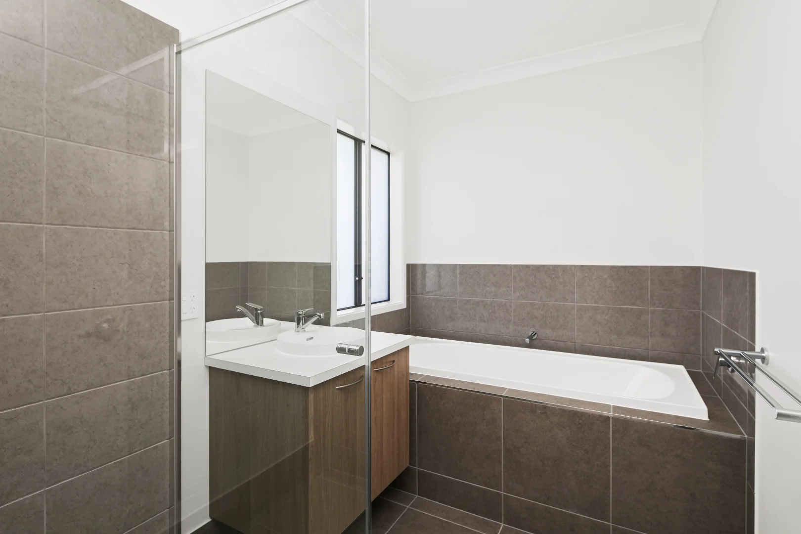 Additional image 5 of 4 Darrau Avenue, Yarrabilba QLD 4207