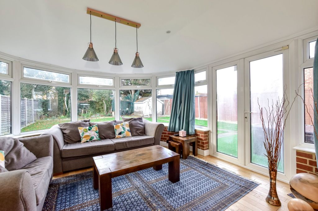 Additional image 8 of 4 bed detached house for saleGreenways, Abbots Langley WD5