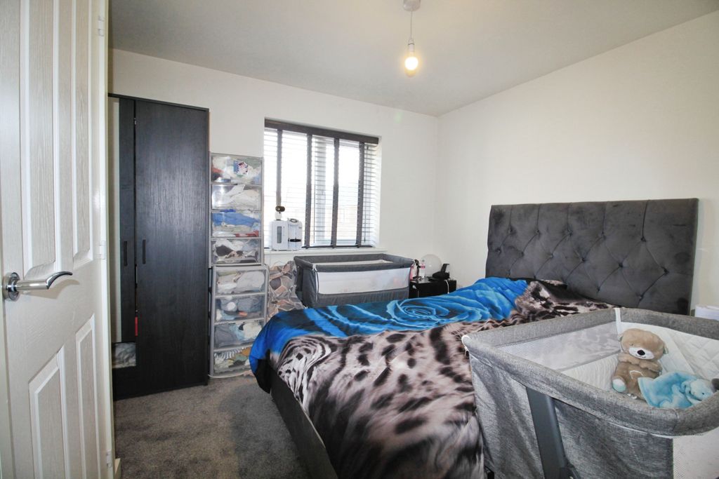 Additional image 9 of 2 bed flat for saleClyde Street, Hull HU3