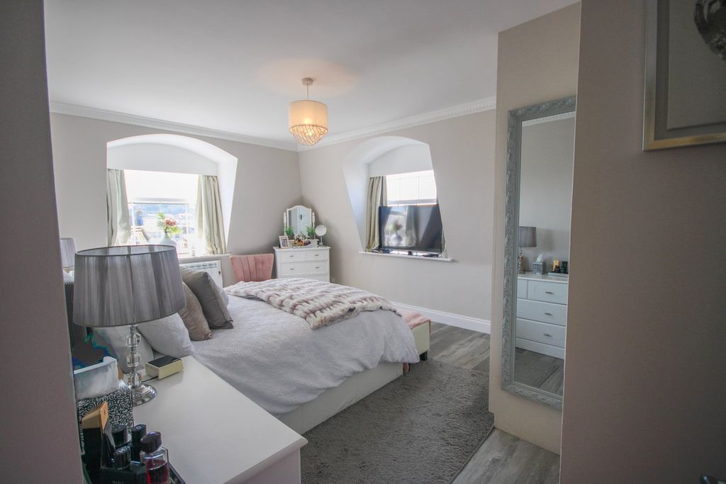 Additional image 6 of 2 bed flat for saleVictoria Street, St Helier JE2