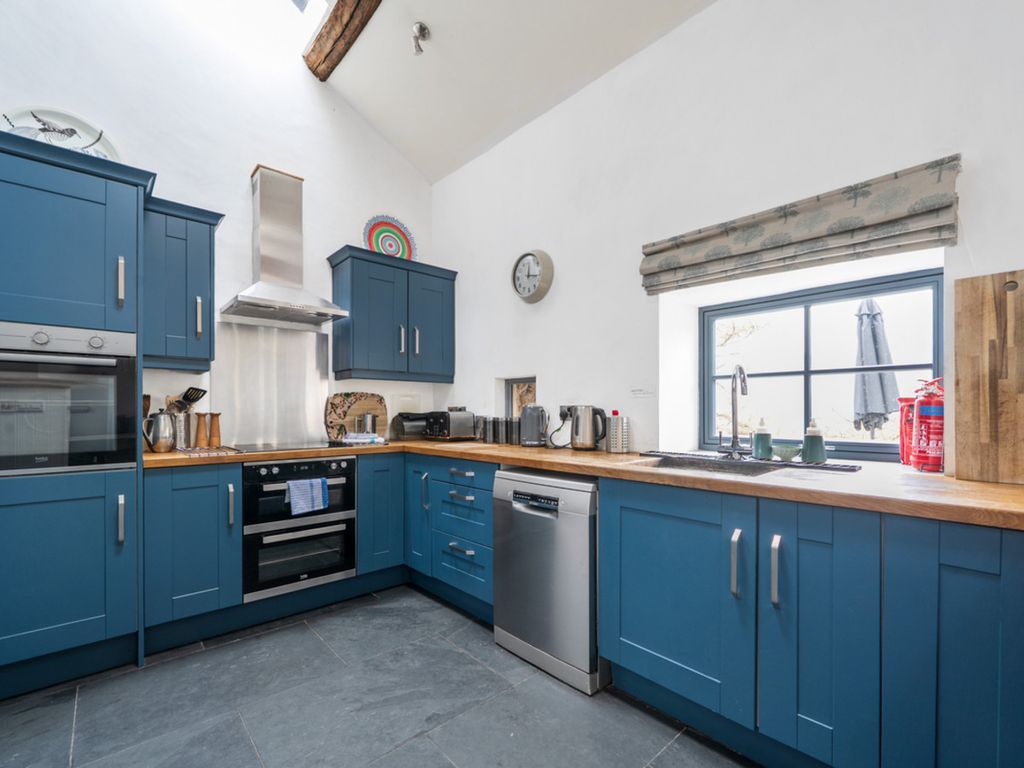 Additional image 3 of 6 bed barn conversion for saleHirnant SY10