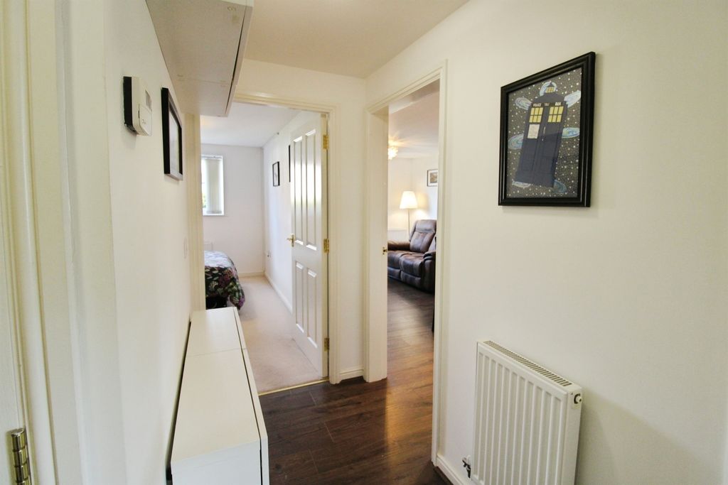 Additional image 5 of 2 bed flat for saleFfordd Y Mileniwm, Barry CF62