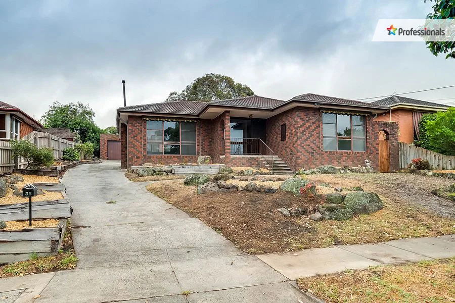 38 Davis Street, Burwood East VIC 3151