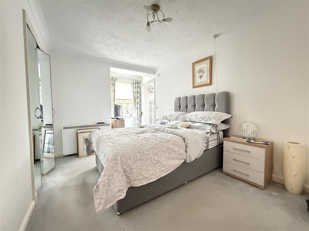 Additional image 4 of 2 bed flat for saleCastle Court, Bothwell G71
