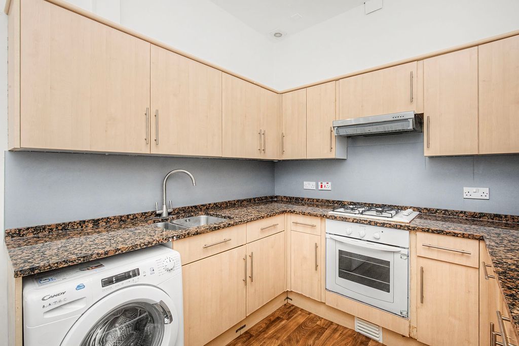 Additional image 7 of 3 bed flat for sale(2F2) 7 Cornwall Street, Edinburgh EH1