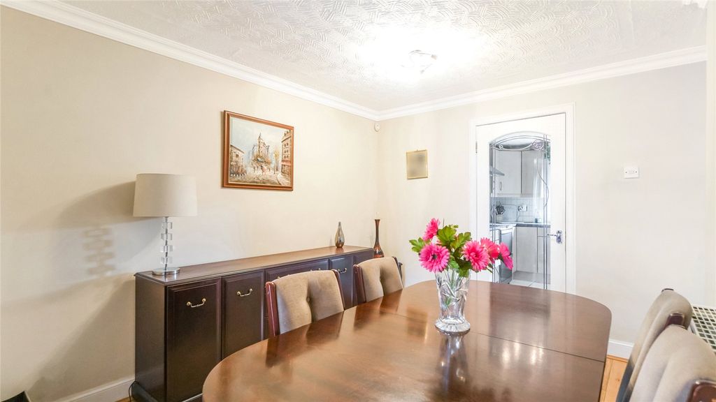 Additional image 5 of 3 bed semi-detached house for saleTummel Drive, Airdrie, North Lanarkshire ML6