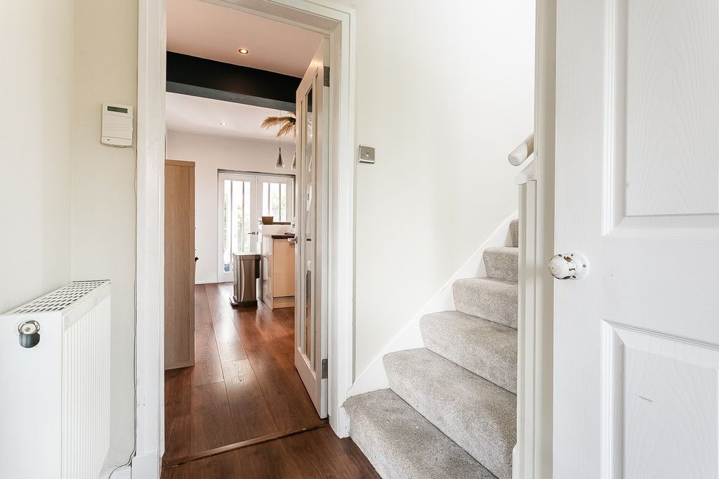 Additional image 11 of 3 bed semi-detached house for saleMoredun Park Gardens, Edinburgh EH17