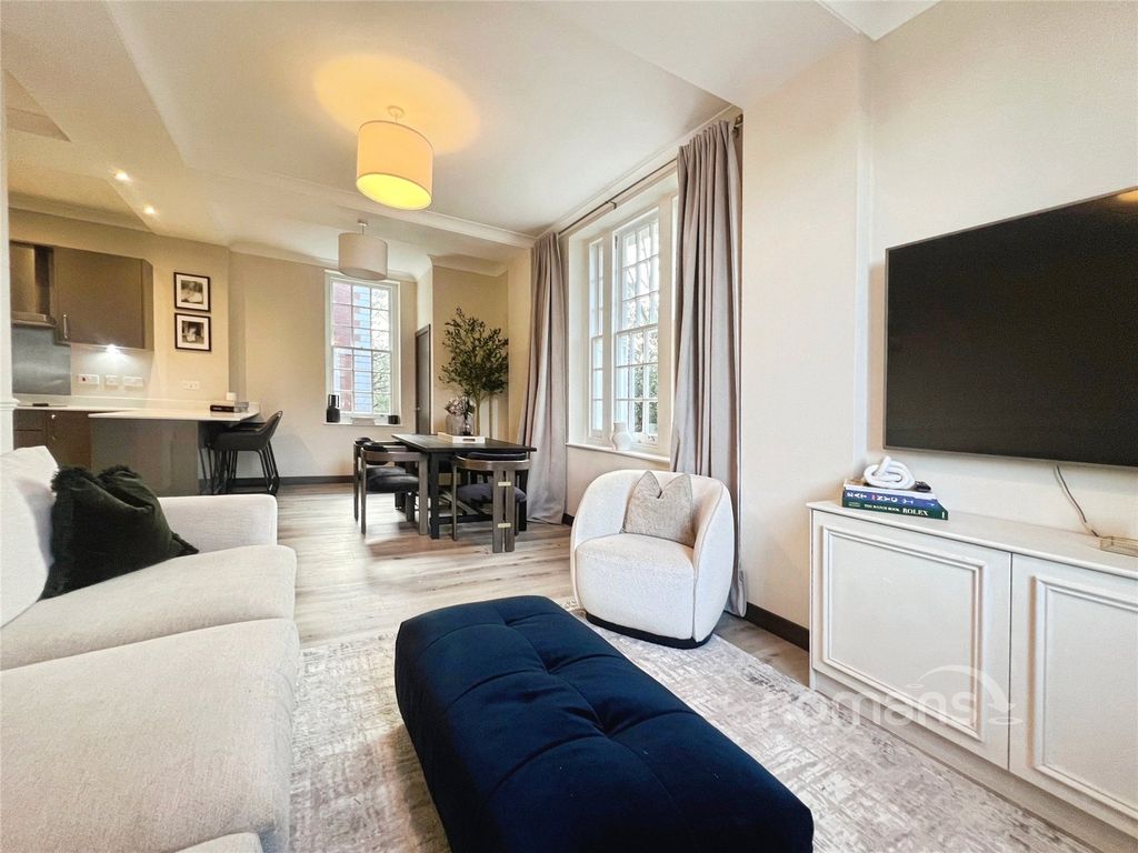 Additional image 5 of 3 bed flat for saleWhite Cross Place, Wellesley, Aldershot GU11