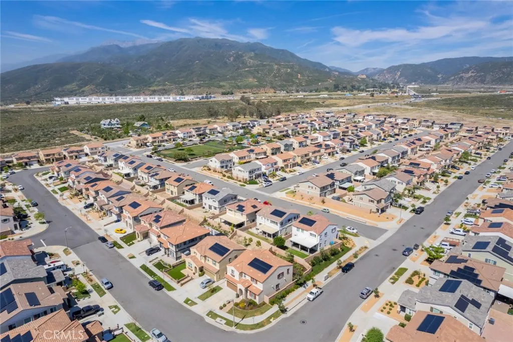 Additional image 78 of 17024 Red Tail Lane, Fontana, CA 92336