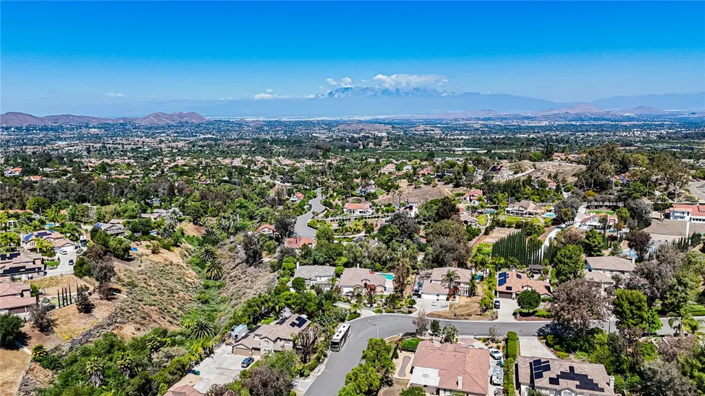 Additional image 40 of 16693 Weeping Willow Dr, Riverside, CA 92503
