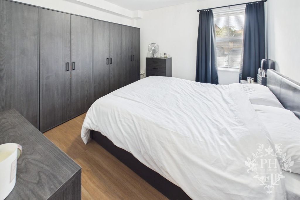 Additional image 7 of 2 bed flat for saleThe Potteries, Middlesbrough TS5