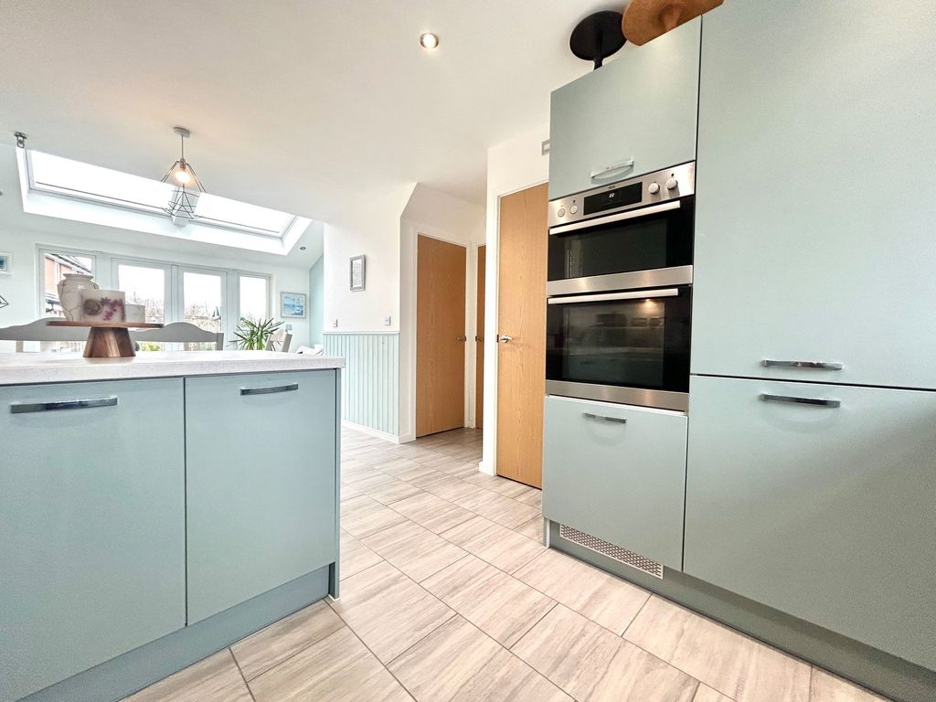 Additional image 4 of 3 bed detached house for saleAmbergate Road, Bilston WV14